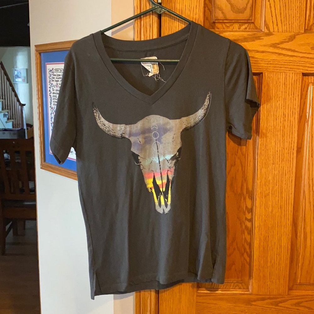 Graphic t
